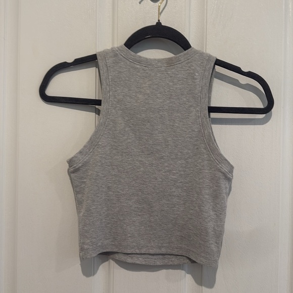 Basic ribbed tank - Picture 5 of 5